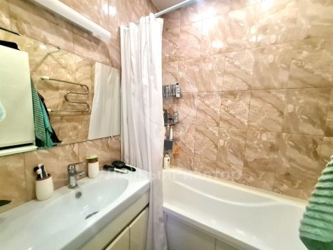 3-к квартира, 10/25 эт., 62м²