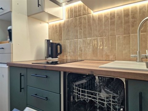 1-к квартира, 2/4 эт., 33м²